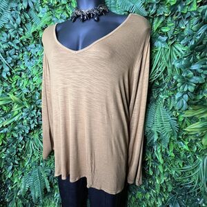 Old Navy Tops Women 4XL Light Brown Blouse V Neckline Long Sleeve  0211‎